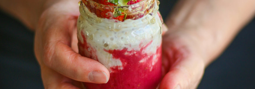 Strawberry Bircher Muesli Recipe, bircher, strawberry, breakfast, food, recipe, dan churchill, daniel Churchill, Healthy, Vegan